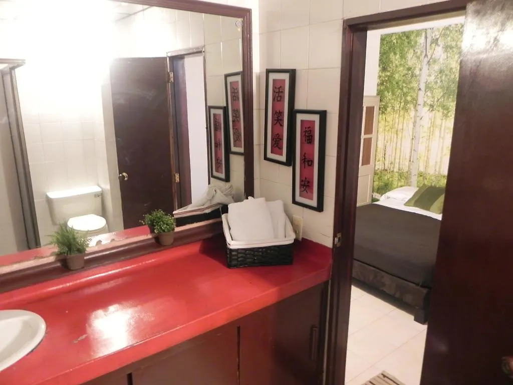Hostal Lleras Park Medellín Hostel
